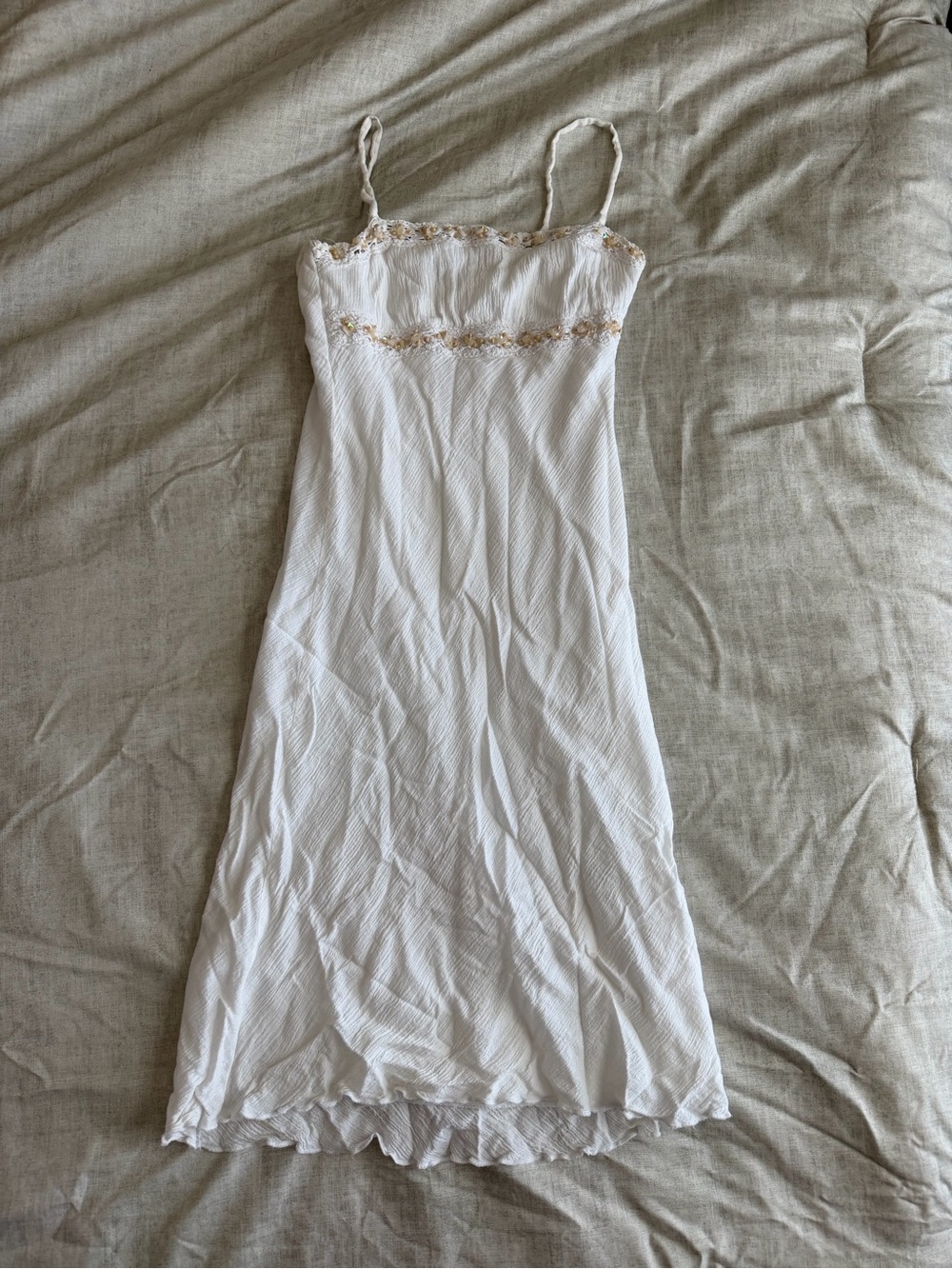Violet White and Tan Sequin Spaghetti Strap Midi Dress (S)